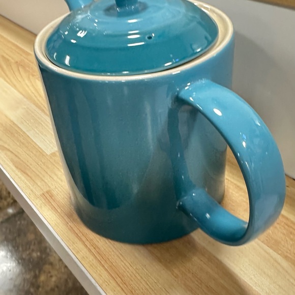 Le Creuset grand Caribbean Blue Ceramic Teapot 1.3qt new - Picture 4 of 7